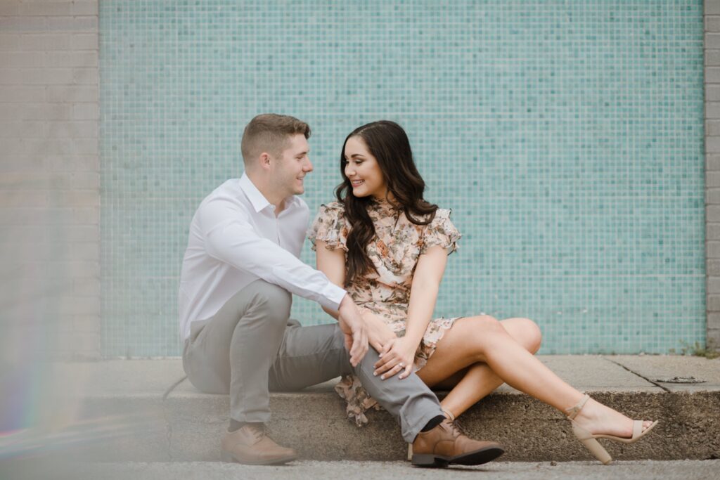 Engagement Session Outfit Ideas 8